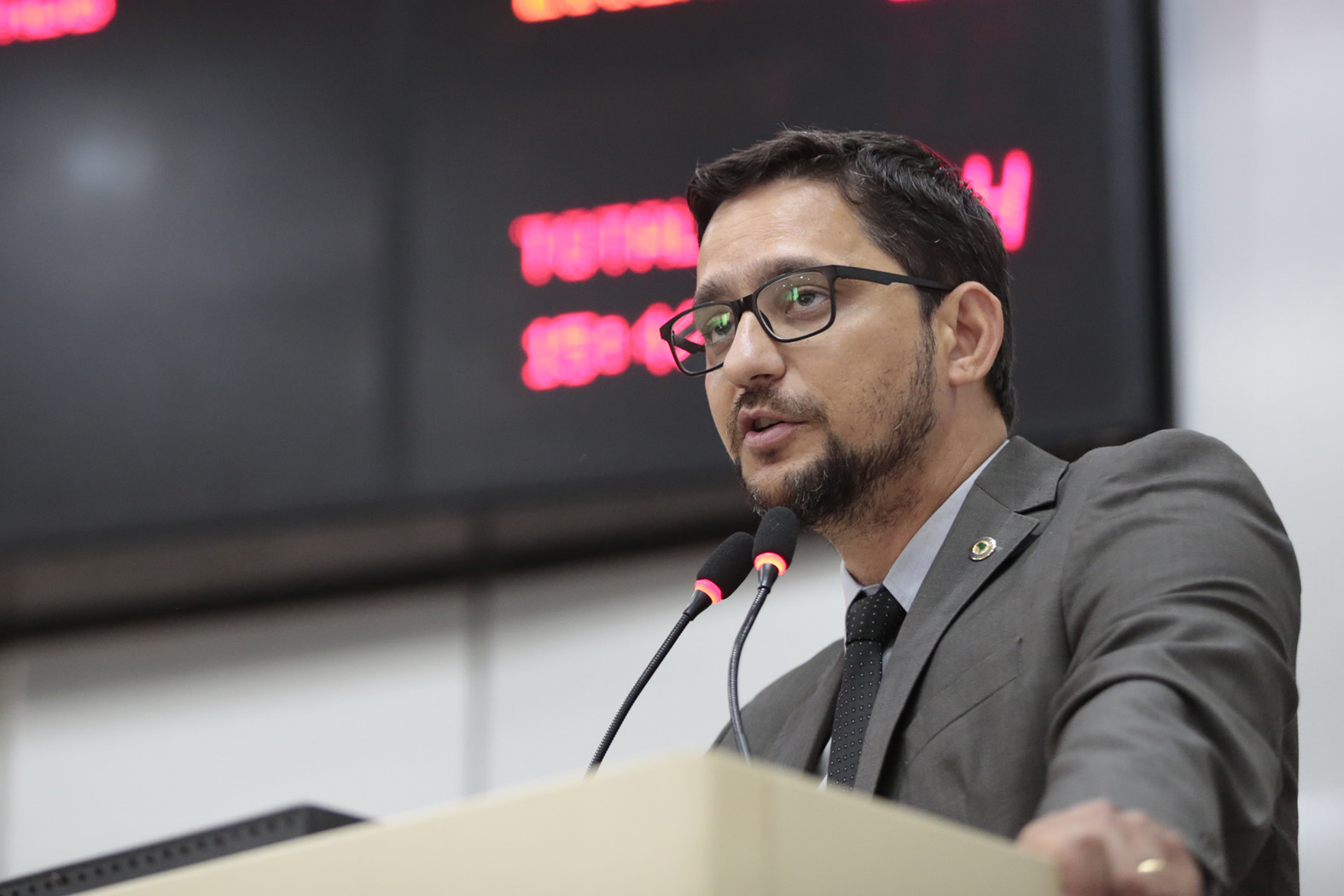 DEPUTADO ANDERSON DO SINGEPERON REALIZA SESSÃO SOLENE NA QUINTA-FEIRA - News Rondônia