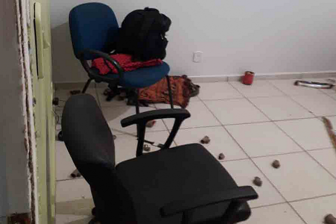 VANDALISMO - Internos da Unidade de internação masculina sentenciada II coloca fogo no local - News Rondônia