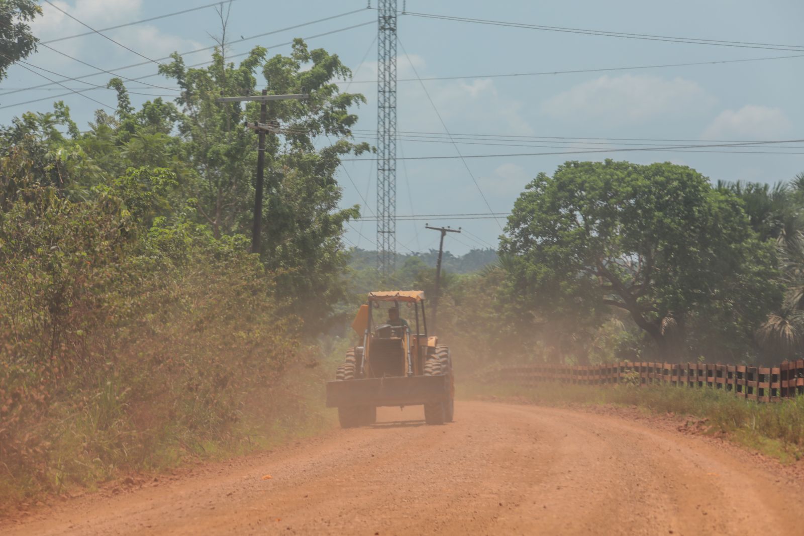 Estradas vicinais no eixo da BR-364 sentido Jaci-Paraná contarão com serviços de manutenção - News Rondônia
