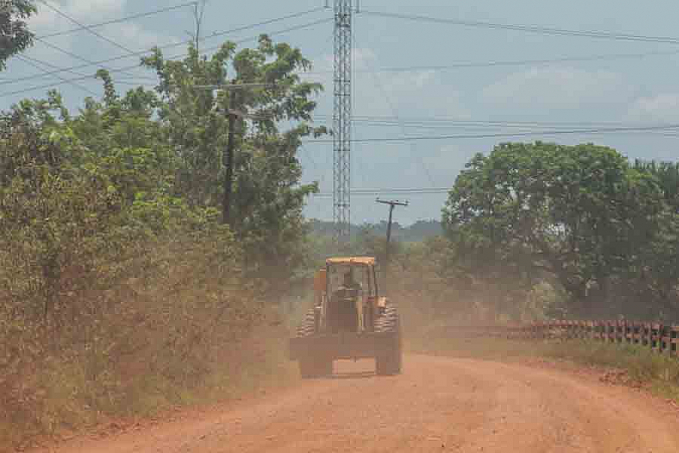 Estradas vicinais no eixo da BR-364 sentido Jaci-Paraná contarão com serviços de manutenção - News Rondônia