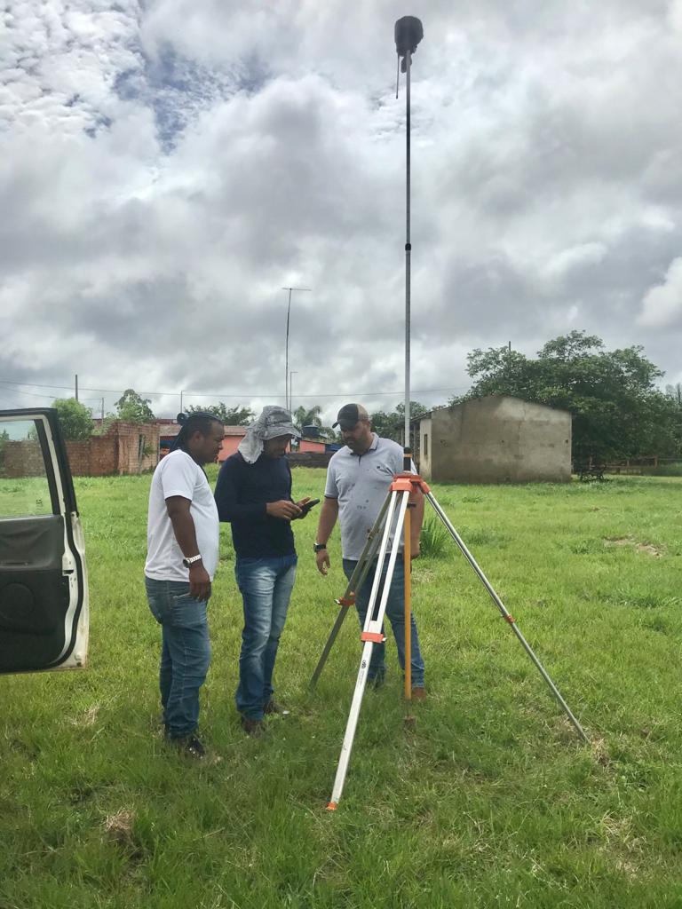 REGULARIZAÇÃO FUNDIÁRIA - Prefeitura faz georreferenciamento na Agrovila Rio Verde - News Rondônia