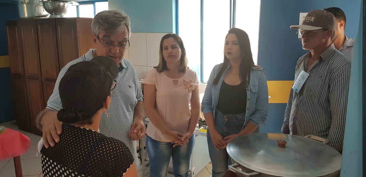 CRISTIANE LOPES COBRA MELHORIAS PARA A ESCOLA MUNICIPAL RIO PARDO - News Rondônia