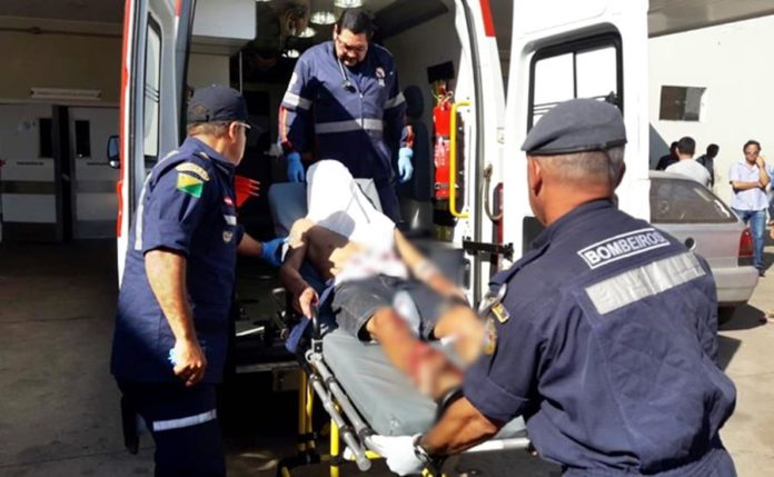 JOVEM DE 18 ANOS É BALEADO COM TIRO NO ROSTO EM RUA NO ROSA LINDA - News Rondônia