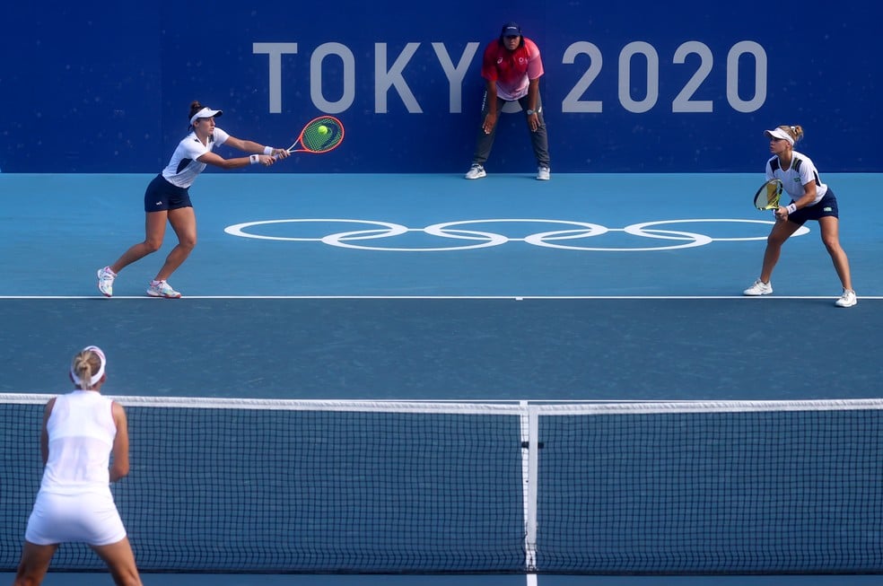 Luisa Stefani e Laura Pigossi conseguem virada histórica e levam o bronze no tênis - News Rondônia