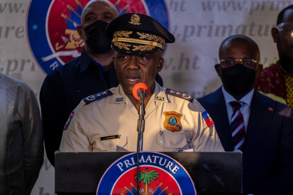 Polícia prende haitiano que vive nos EUA e contratou colombianos que mataram o presidente - News Rondônia