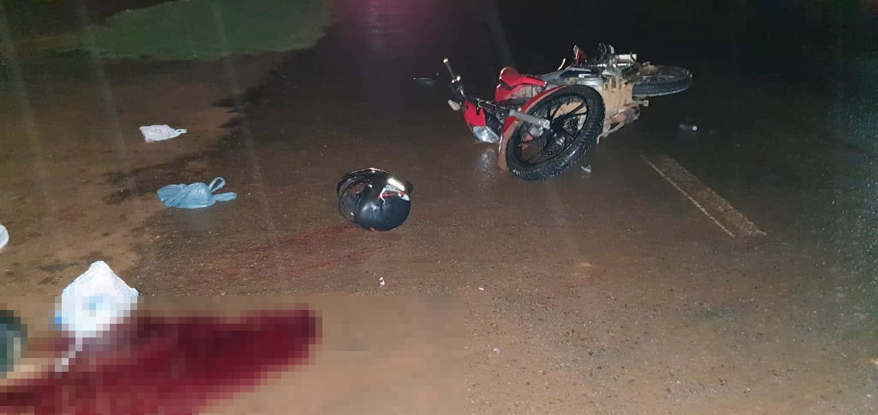 IDENTIFICADO: Carreta mata motociclista na BR-364 e foge sem prestar socorro - FOTOS - News Rondônia