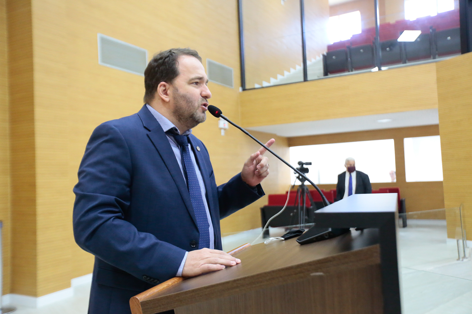 Alex Redano destina R$250 mil para obras de calçamento na Feira do Produtor Rural de Cujubim - News Rondônia