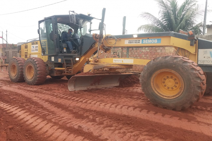 Atendendo pedido do vereador Fogaça, SEMOB recupera ruas no bairro Socialista - News Rondônia