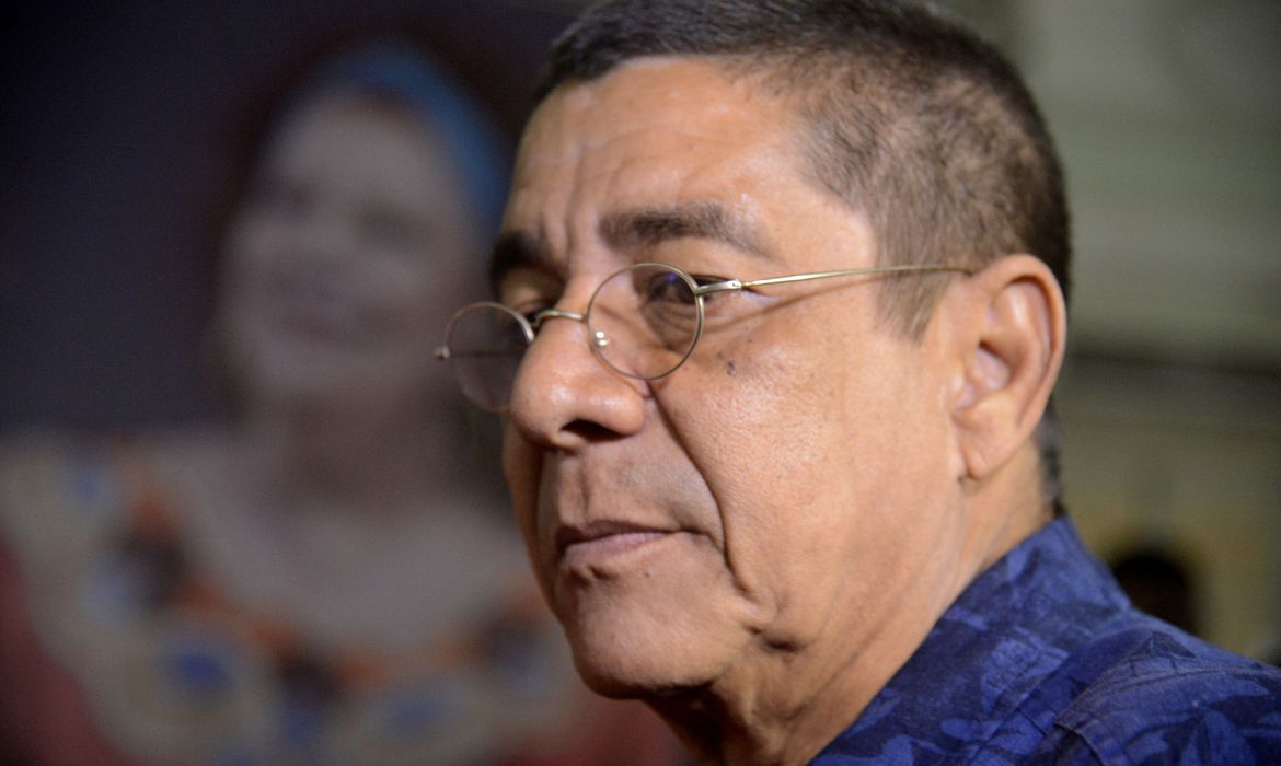Zeca Pagodinho é internado com sintomas leves de covid-19 - News Rondônia