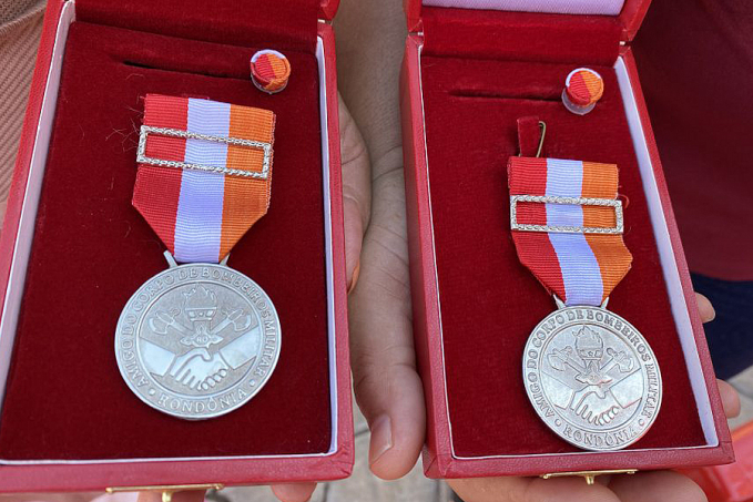 HOSPITAL DE BASE - Lavanderia do Hospital de Base é condecorada com medalha do Corpo de Bombeiros Militar de Rondônia - News Rondônia