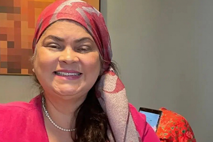 Lutando contra um câncer, deputada comemora última sessão de radioterapia - News Rondônia