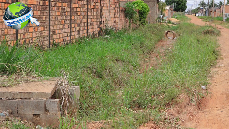 PREFEITURA PROMETE PAVIMENTAR RUAS, MORADORES APLAUDEM, MAS CINCO MESES APÓS, VIAS CONTINUAM DE CHÃO BATIDO - News Rondônia