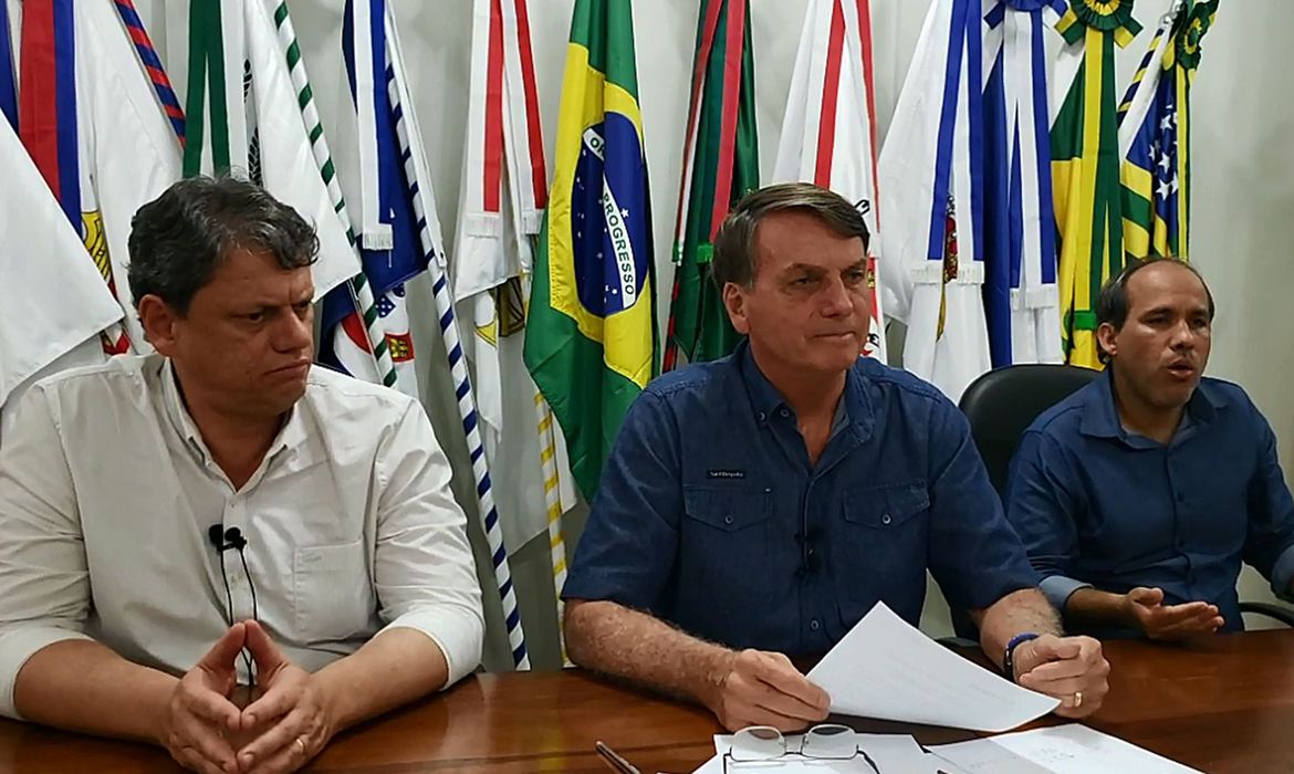 Bolsonaro negocia mudanças em projeto que muda ICMS sobre combustíveis - News Rondônia