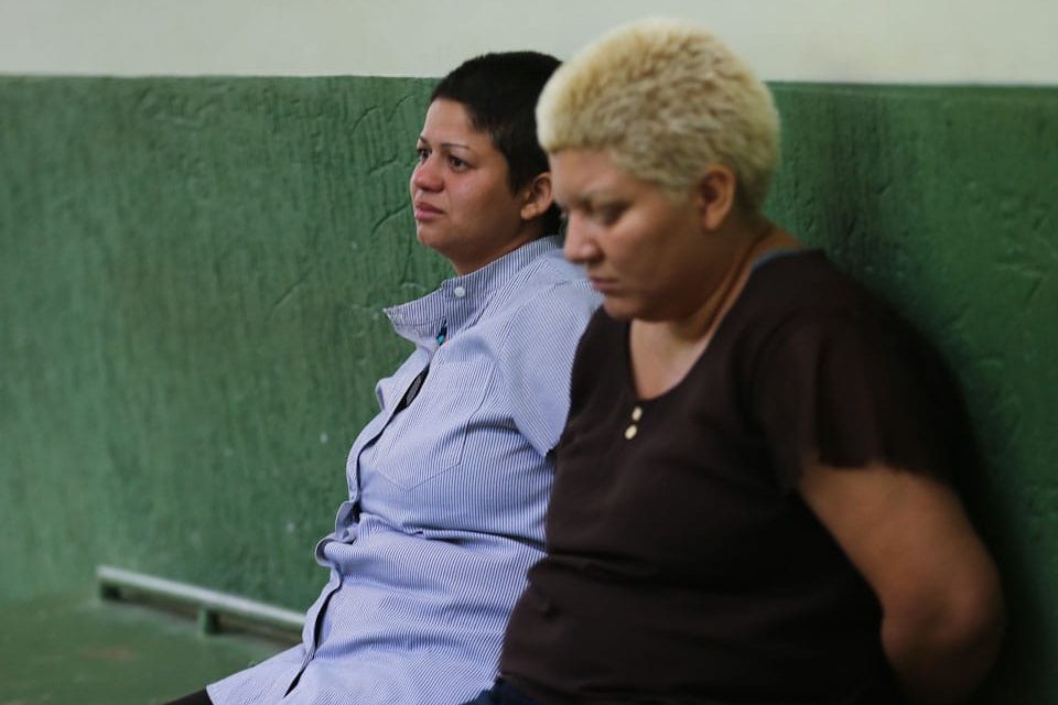 VÍDEOS. FOI A SOLUÇÃO, DIZ MÃE APÓS ASSASSINAR O FILHO DE 9 ANOS - News Rondônia