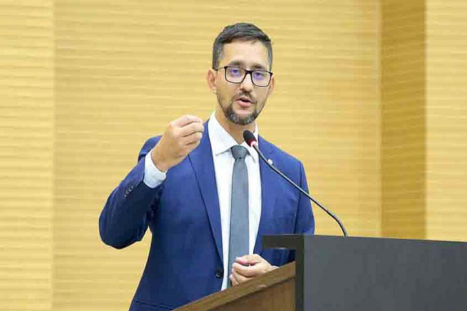 Deputado Anderson encaminha requerimento solicitando envio do reajuste salarial para os servidores do sistema socioeducativo - News Rondônia