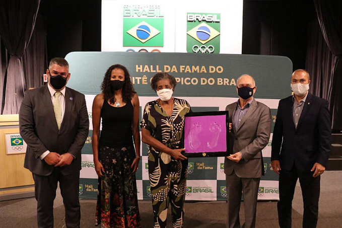Olimpíada: Aída dos Santos eterniza pés no Hall da Fama do COB - News Rondônia