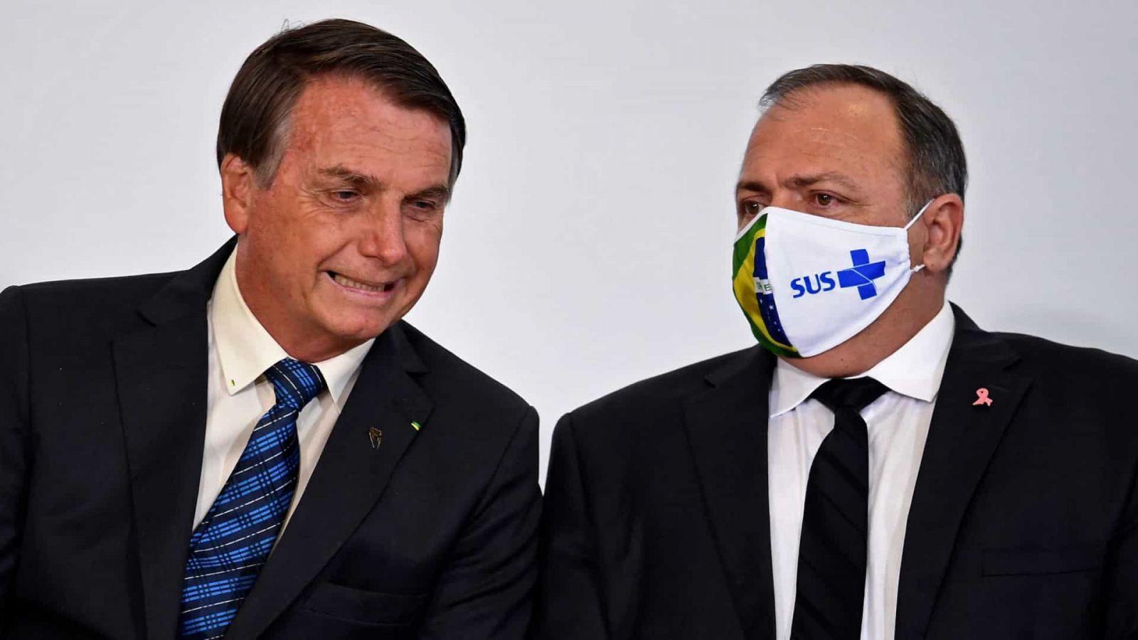 Bolsonaro elogia Pazuello e Ernesto por acordo da Fiocruz com a AstraZeneca - News Rondônia
