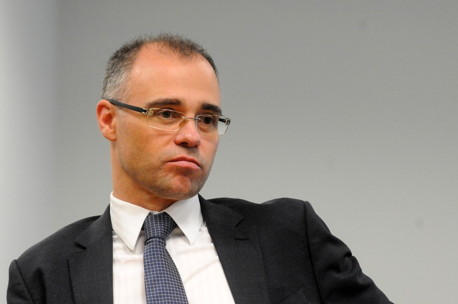 Ministério da Justiça entrega a STF e PGR material com suposto dossiê de opositores do governo - News Rondônia