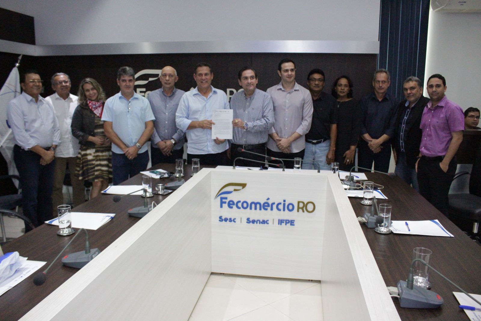 DEPUTADOS DEBATEM COM A FECOMÉRCIO-RO PROJETO DE LEI QUE REGULAMENTA ATIVIDADE DOS BOMBEIROS CIVIS - News Rondônia