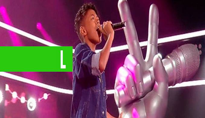 THE VOICE KIDS: GAROTO BRILHA AO SOM DE WHITNEY HOUSTON E CONQUISTA TÉCNICOS - News Rondônia