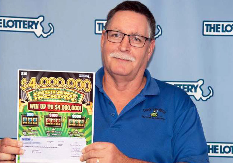 HOMEM GANHA US$ 1 MILHÃO NA LOTERIA PELA SEGUNDA VEZ - News Rondônia