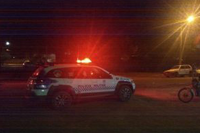 Jovem tenta esfaquear padrasto, pula muro na fuga, mas acaba preso pela PM em Vilhena - News Rondônia