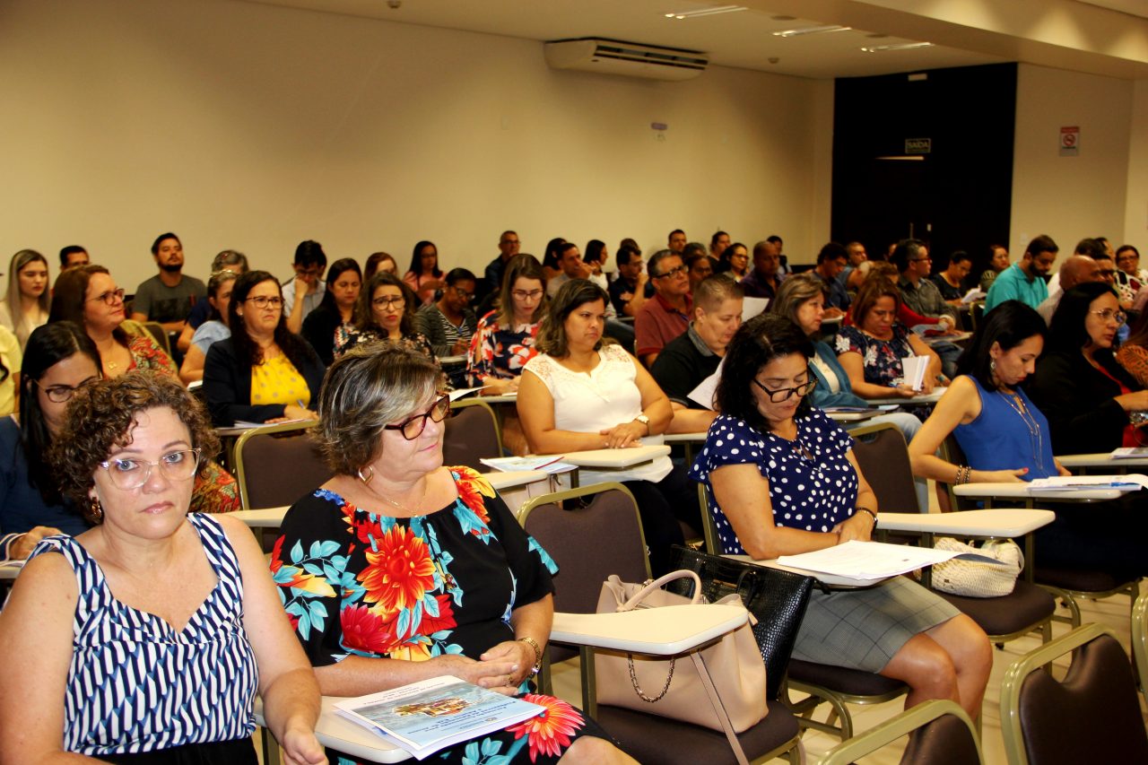 GOVERNO DE RONDÔNIA REALIZA FORMAÇÃO PARA PROFESSORES DA EDUCAÇÃO DE JOVENS E ADULTOS, EM PORTO VELHO - News Rondônia