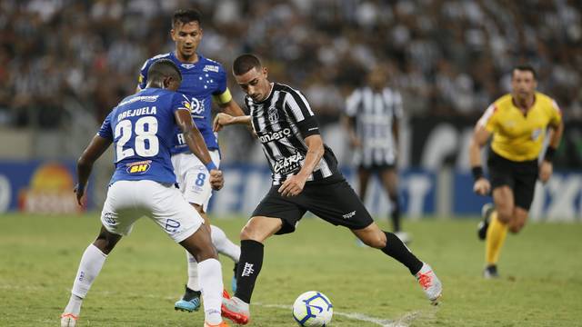 EM CONFRONTO DIRETO CONTRA Z-4, CEARÁ E CRUZEIRO ESBARRAM EM GOLEIROS - News Rondônia