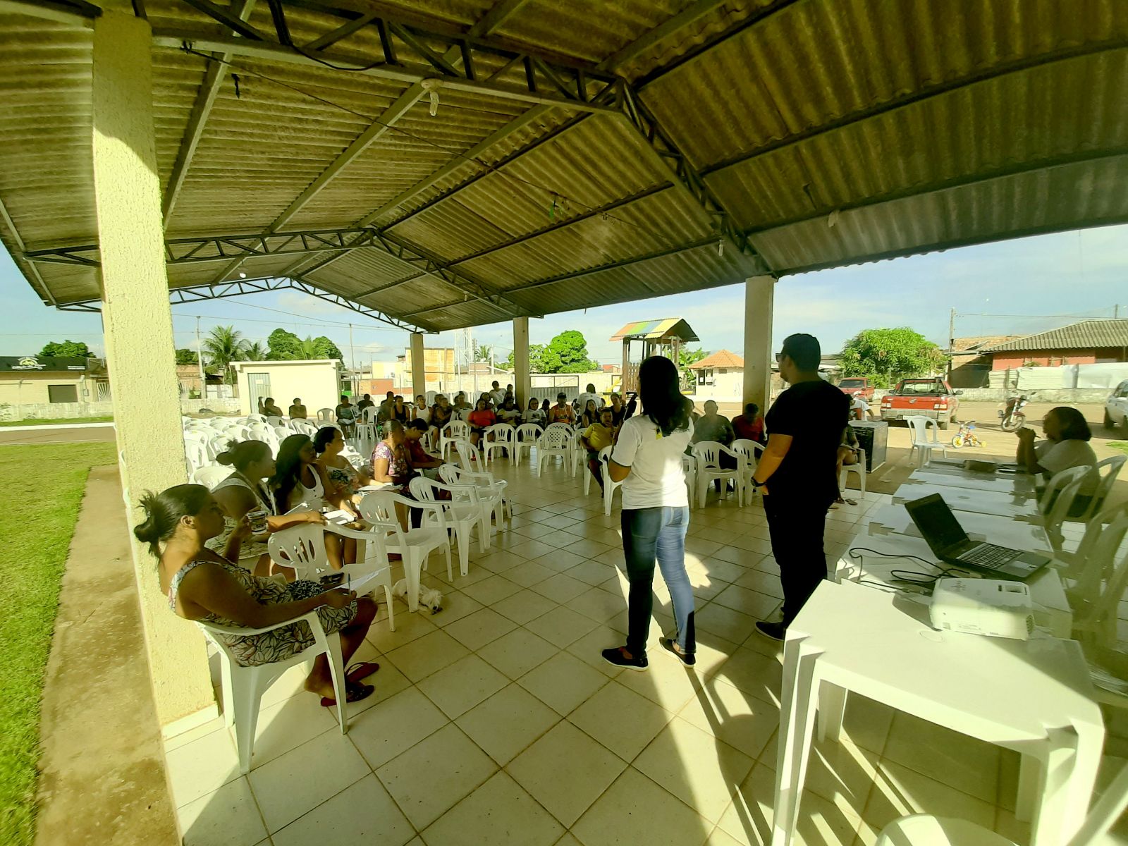 SEMUR AVALIA GRAU DE SATISFAÇÃO DO TRABALHO SOCIAL JUNTO A FAMÍLIAS DO CIDADE DE TODOS III - News Rondônia