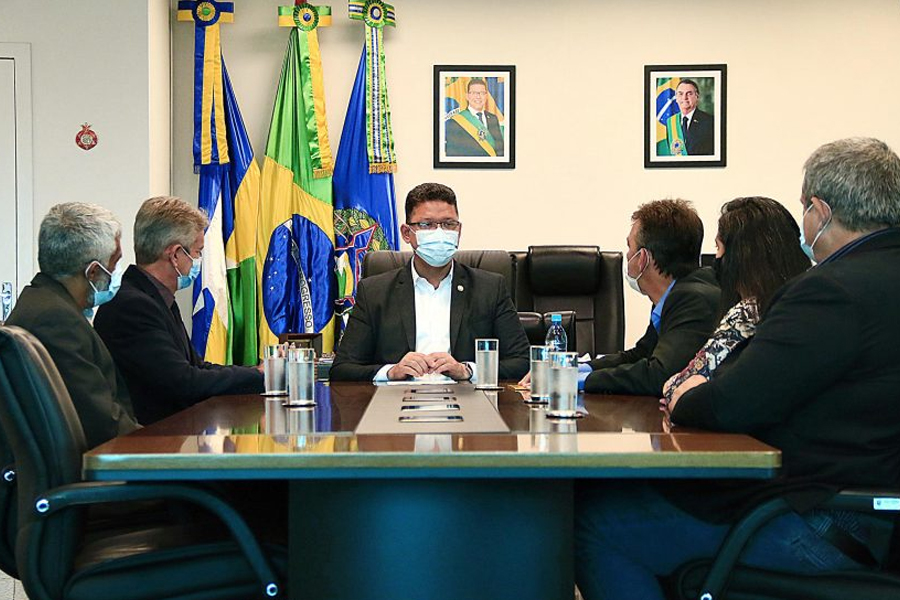 Governo de Rondônia celebra parceria com os Correios no programa 'Remédio aqui em Casa - News Rondônia