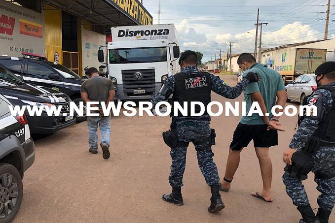 A CASA CAIU: Força Tática prende jovem com drogas e a caminho da central prendem foragido da justiça - News Rondônia