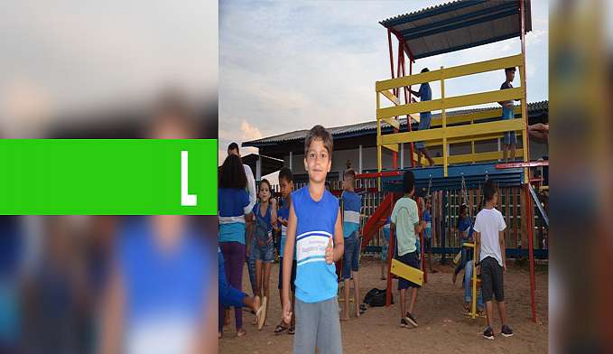 PREFEITURA DE ARIQUEMES ENTREGA PARQUINHO DE RECREAÇÃO NA ESCOLA MAGDALENA TAGLIAFERRO - News Rondônia