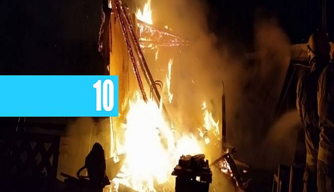 Casa é destruída pelo fogo após curto-circuito em ventilador - News Rondônia