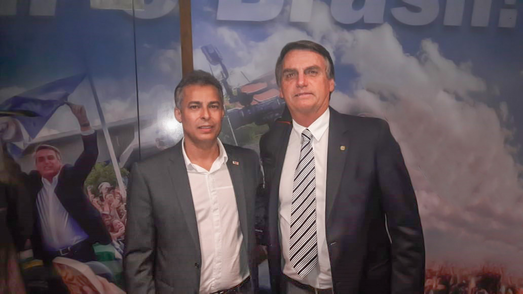 PRÉ CANDIDATO A DEPUTADO FEDERAL POR RONDÔNIA É RECEBIDO PELO PRÉ CANDIDATO A PRESIDENTE JAIR BOLSONARO - News Rondônia