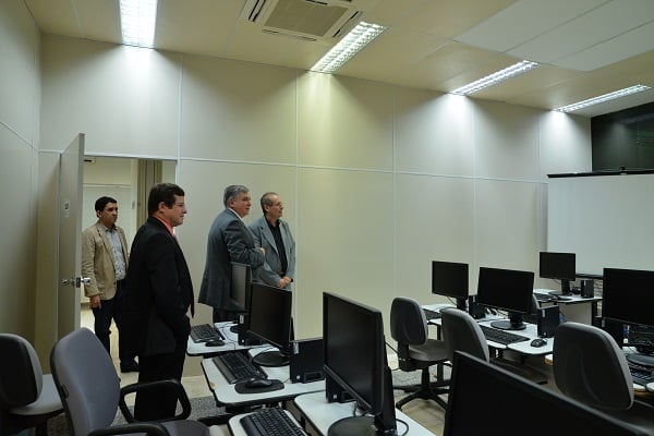 EMERON INICIA ESTUDOS COM OBJETIVO DE CRIAR PRIMEIRO DOUTORADO PROFISSIONAL DO ESTADO - News Rondônia