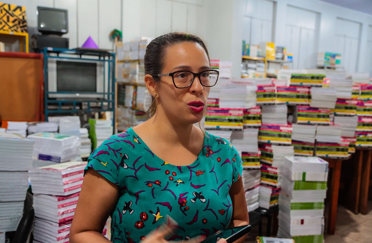 ESSENCIAIS PARA A FORMAÇÃO EDUCACIONAL, LIVROS DIDÁTICOS CHEGAM ÀS ESCOLAS ESTADUAIS - News Rondônia