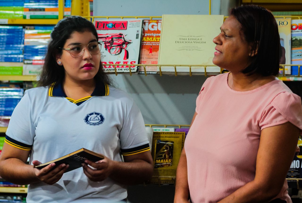 ESSENCIAIS PARA A FORMAÇÃO EDUCACIONAL, LIVROS DIDÁTICOS CHEGAM ÀS ESCOLAS ESTADUAIS - News Rondônia