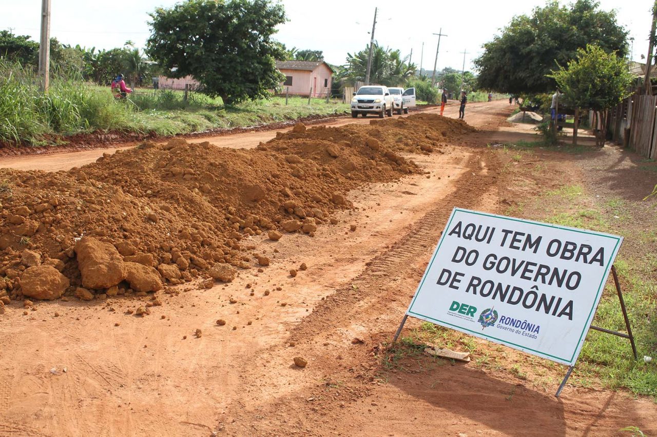 CONCLUÍDA LIMPEZA DOS BAIRROS JARDIM DAS ESMERALDAS E PRÓSPERO, EM GUAJARÁ-MIRIM - News Rondônia