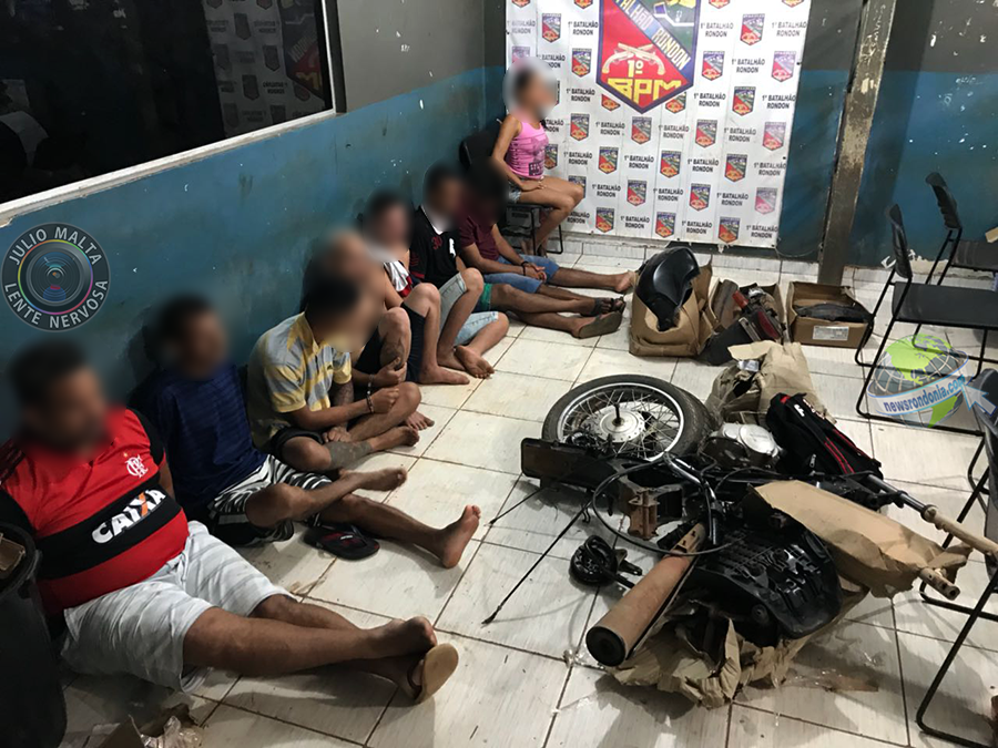 PATAMO APREENDE 20 QUILOS DE MACONHA, RECUPERA MOTO ROUBADA E LEVA OITO PESSOAS PARA A DELEGACIA - FOTOS E VÍDEO - News Rondônia