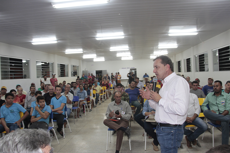 PREFEITO HILDON SANCIONA LEI QUE BENEFICIA AGRICULTORES FAMILIARES - News Rondônia