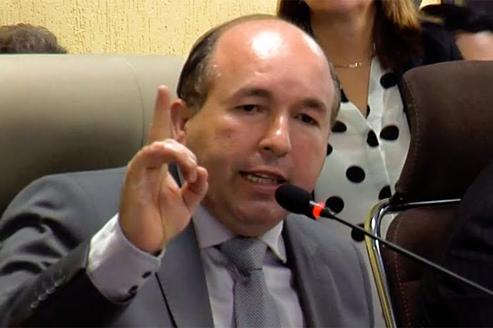 Edwilson Negreiros solicita serviços no Bairro Porto Cristo e é atendido pela Prefeitura de Porto Velho - News Rondônia