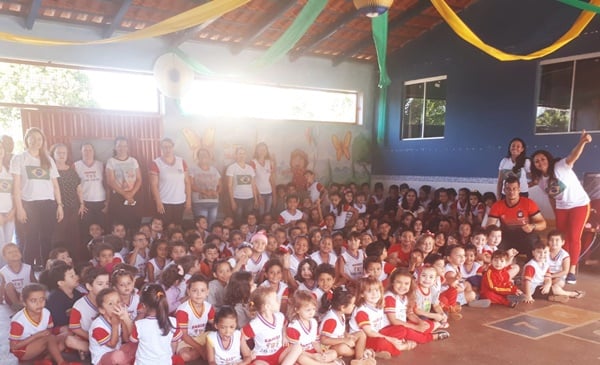ROLIM DE MOURA  ESCOLA MUNICIPAL CORA CORALINA REALIZA PROJETO TEMÁTICO A COPA DO MUNDO - News Rondônia
