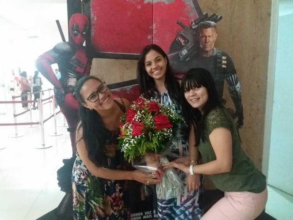 POLICIAL MILITAR DE ARIQUEMES PRODUZ TRAILER E PEDE NOIVA EM CASAMENTO EM CINEMA  VEJA O VÍDEO - News Rondônia