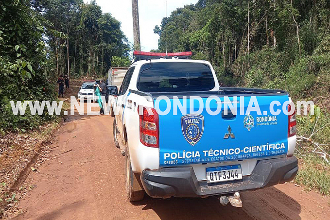 NA CASCALHEIRA - Corpo com requintes de crueldade é encontrado - News Rondônia