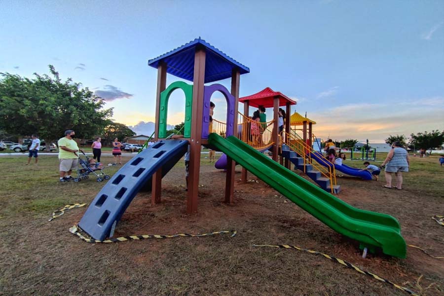 Calçadas, praça e parquinhos: Vilhena recebe R$ 4,8 milhões do Governo do Estado e de deputados - News Rondônia
