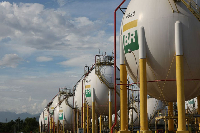 Gasolina e diesel ficam mais baratos hoje nas refinarias - News Rondônia
