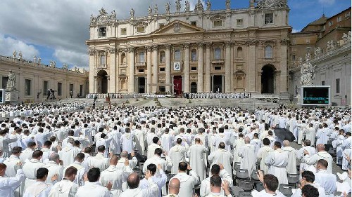 POLÊMICO LIVRO DIZ QUE VATICANO É UMA ORGANIZAÇÃO GAY - News Rondônia