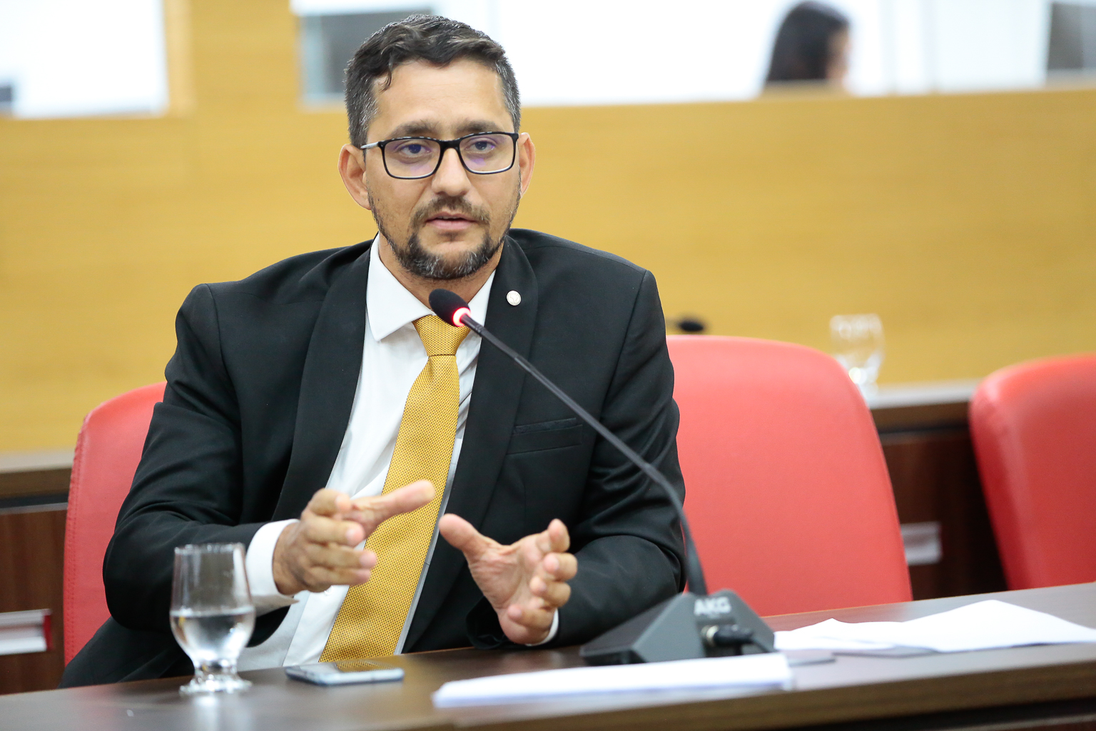 Deputado Anderson pede que governo desconsidere dispositivo da Lei Federal e não suspenda contagem de tempo dos servidores públicos de Rondônia - News Rondônia