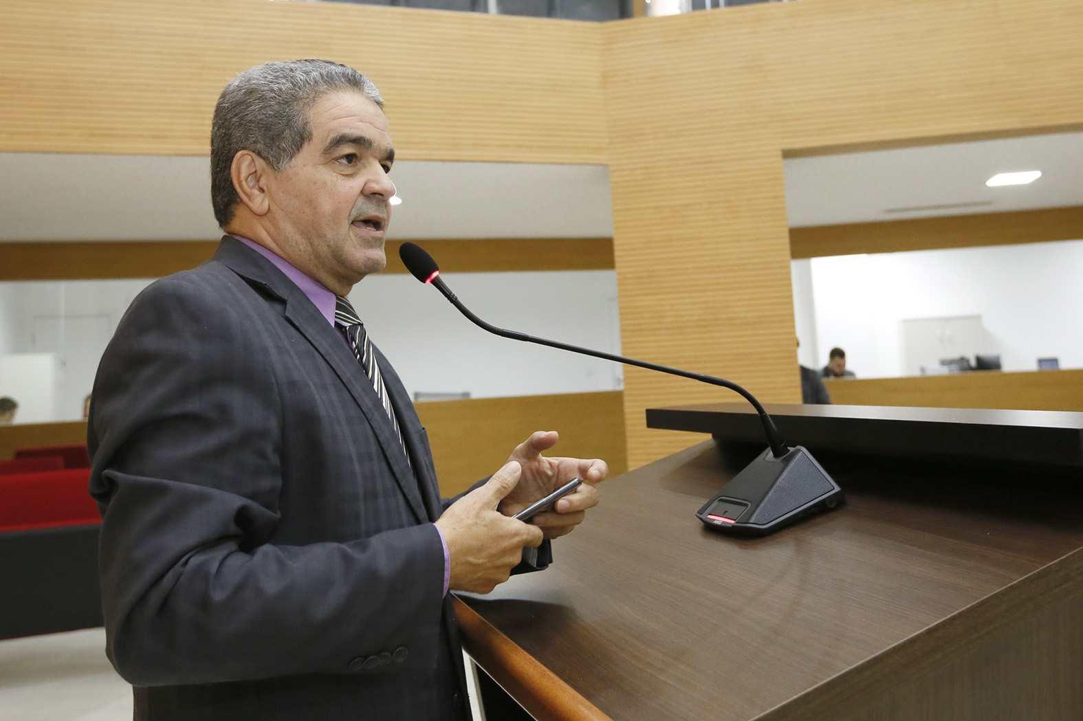 AÉLCIO DA TV ANUNCIA ENTREGA DE RECURSOS PARA ESCOLAS PÚBLICAS - News Rondônia
