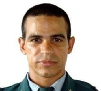 TRÁGICO: POLICIAL MILITAR MORRE APÓS COLIDIR VIOLENTAMENTE MOTOCICLETA EM CAMINHÃO  VÍDEO - News Rondônia
